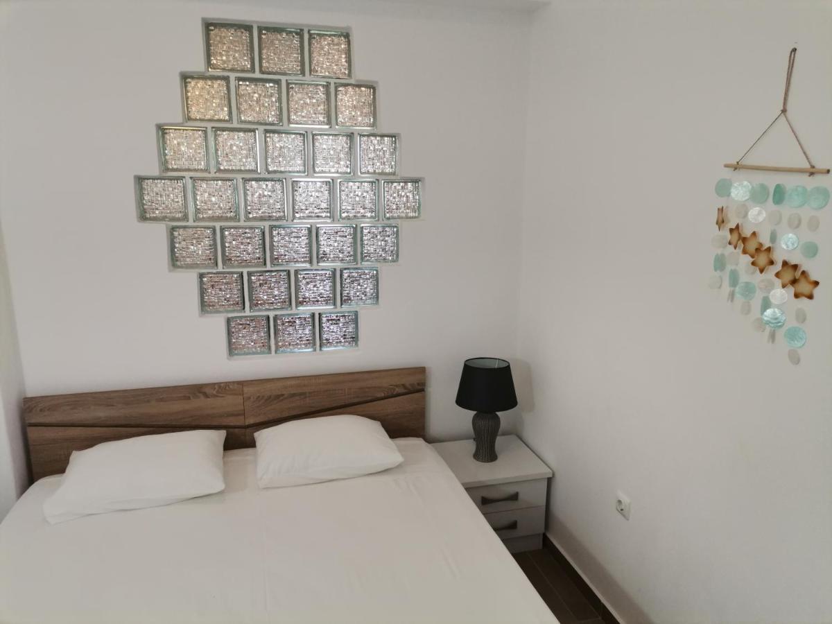 Appartamento Chez Kiki Et Ioannis Engaraí Esterno foto
